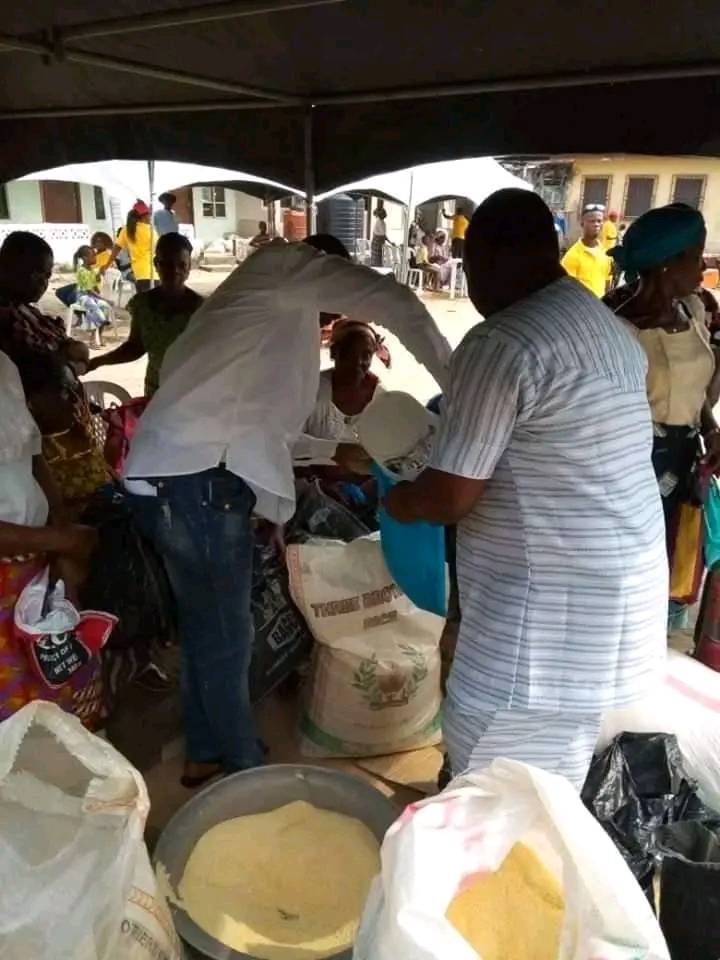 Elderly support program/Feeding the Elderly photo 7